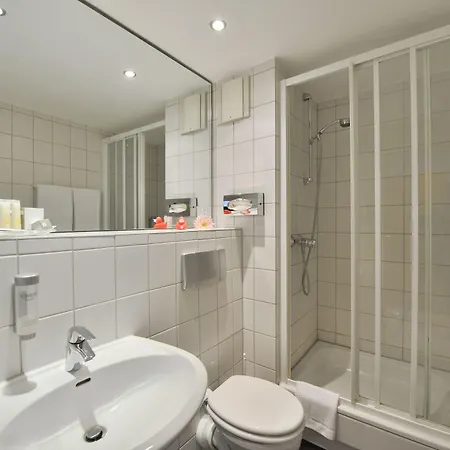 Michel Frankfurt Airport 4* Рюссельхайм